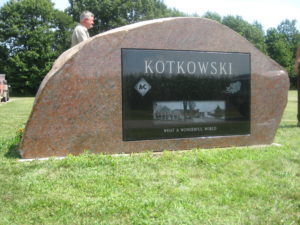 Kotkowski Back